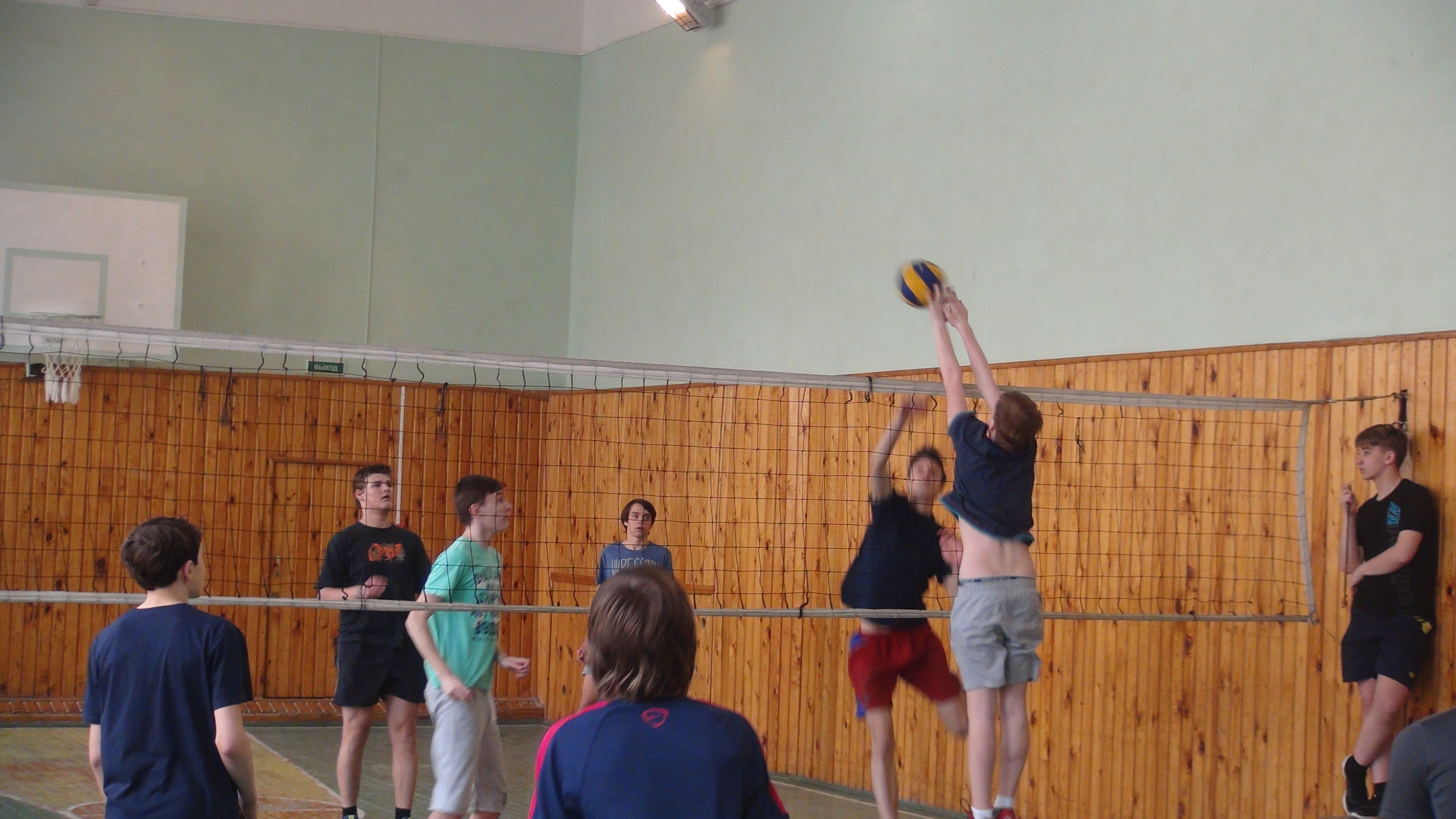 shkolnyjj_turnir_po_volejjbolu.JPG